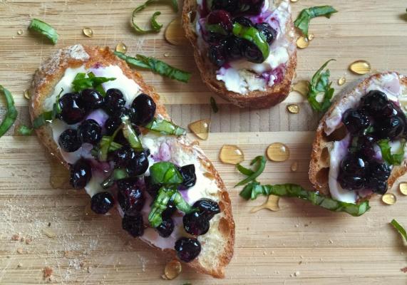 Blueberry Basil Bruschetta