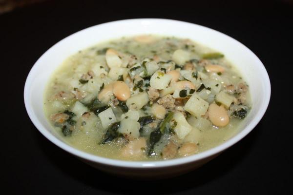 Potato Sausage Soup/ "Zuppa Toscana"