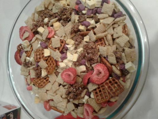 Thrive Chex Mix