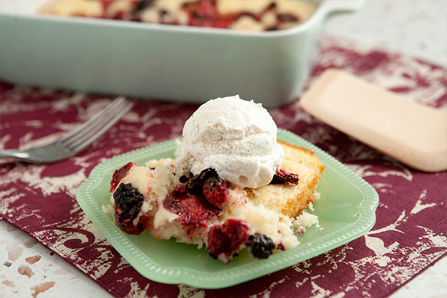 Easy Thrive Berry Cobbler